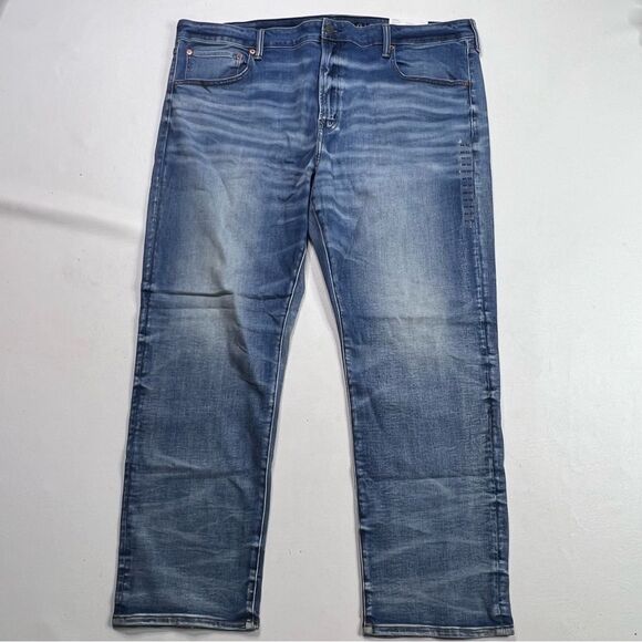 NWT American Eagle Outfitters Brilliant Blue Airflex+ Jeans